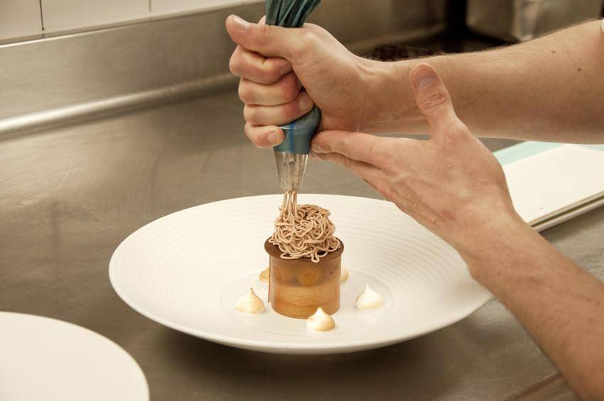 Creating Mont Blanc. Photo: Laura Lajh Prijatelj