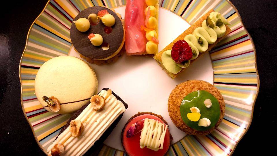 Easter afternoon tea at Mandarin Oriental