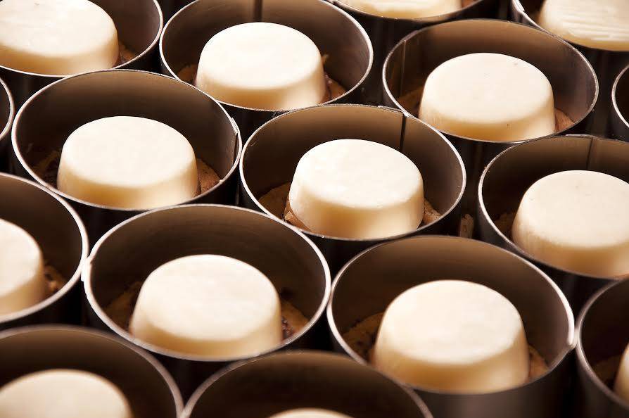 ​​​​​​​SOY CARAMEL INSERT