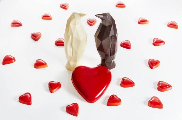 valentine's day penguin figure